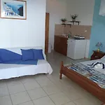 Avra 3* Akhladherí