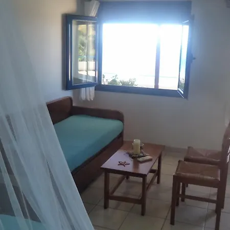Aparthotel Avra