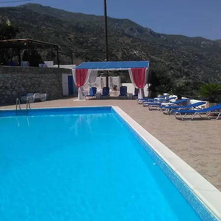 Aparthotel Avra